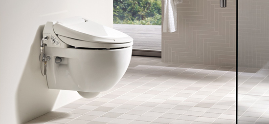 Geberit AquaClean 4000 ist ein modernes Komfort-WC mit integrierter Duschfunktion.