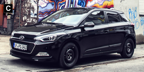 Der neue Hyundai i20 in Phantom Black Mineraleffekt.
